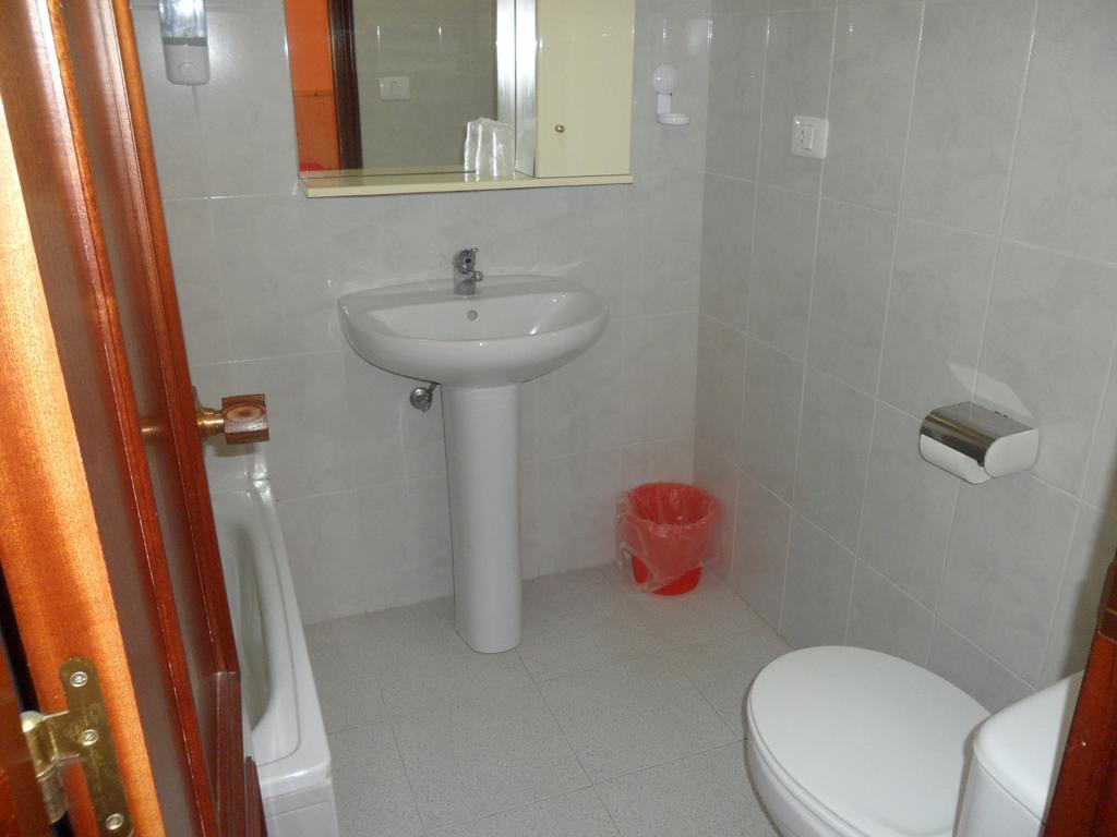 Hostal Alce 호텔 Nigrán 외부 사진